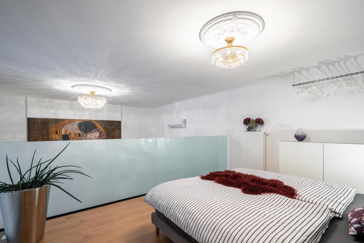 The Kiss - Luxurioeses City Loft Am Naschmarkt Wien Exteriör bild